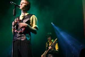 FOTO: Jauno grupu un "Bilžu" veterānu kopprojektu koncerts