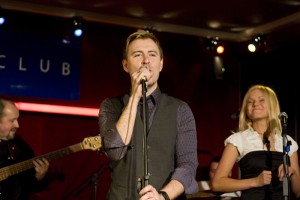 FOTO: Jānis Stībelis prezentē jauno albumu