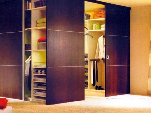 Dažas nianses veiksmīgai ACCENTA iebūvējamā skapja plauktu sistēmas uzkonstruēšanai