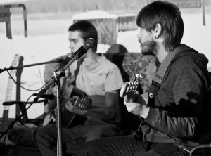 FOTO: Akustiskās mūzikas vakars "Dirty Deal Cafe"