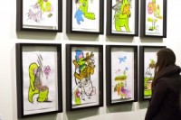 Foto no komiksu mākslas izstādes atklāšanas