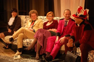 Tuvojas pirmizrāde komēdijai „Vakariņas ar muļķi“