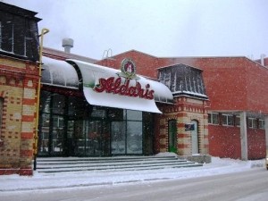 "Waldschloschen", Aldara parks un mākslīgās pilsdrupas