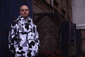 Ozols uzstāsies tiešraidē no kluba "Essential"