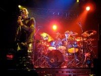 „Smashing Pumpkins” bundzinieks pamet grupu