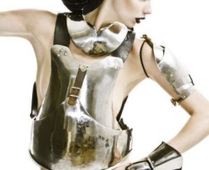 Augstā mode kļūst bīstama un pasargā