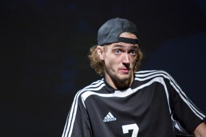 “Dirty Deal Teatro” sāk sezonu ar jauniestudējumu “Uz tirgus”