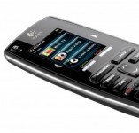 Tālvadības pults Logitech Harmony 900 vada mājas izklaides ierīces pat tad, ja tās atrodas ārpus redzesloka