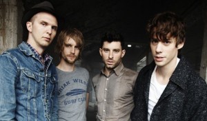 Grupa "Razorlight" nākamajā albumā vēlas sadarboties ar Noelu Galaheru