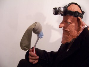 “Dirty Deal Teatro” uzsāk sezonu ar divām pirmizrādēm un ugunīgu pēcballīti