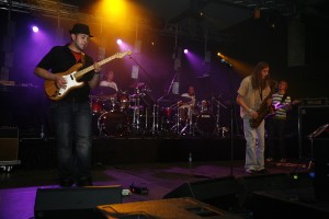 “Pulkvedī” notiks “Very Cool People” mājas lapas atklāšanas ballīte