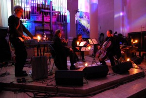 “Stars of the Lid” burvība Anglikāņu baznīcā