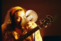 "Bardu Rudens" izskan ar dziesmās par emigrāciju, mīlu un atmodu