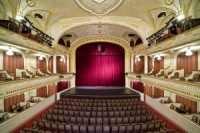 Laikraksts: Aizdomās par dienesta stāvokļa ļaunprātīgu izmantošanu tur arī Nacionālā teātra direktoru