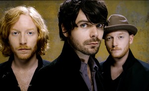 Šonedēļ Apvienotajā Karalistē klajā laistie jaunie singli un albumi