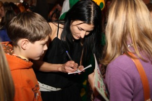 "UgunsGrēks" uzņem viesos mazos skatītājus