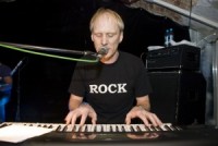 Foto no "Pienvedēja Piedzīvojumu" koncerta "Studentu klubā"