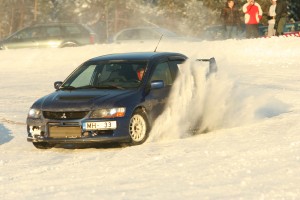 Nebars un Krivads nepārspējami ziemas autosprintā Auciema trasē