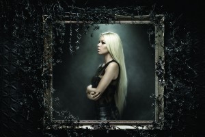 Igauņu dziedātāja Kerli dzirdama filmā “Alise Brīnumzemē”