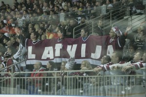 LHF atbalsta lielos un mazos hokeja draugus