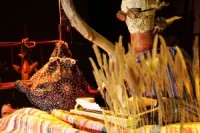 Top jauna radošās apvienības "Nomadi" objektu izrāde "Vasaras sala"