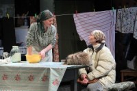 Jau šonedēļ Liepājas teātrī pirmizrādi piedzīvos drāma „Hanana” Dž.Dž.Džilindžera režijā