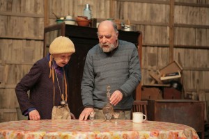 Valmieras teātrī pirmizrādi piedzīvos luga „No saldenās pudeles”