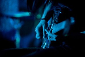 Pelde „Mono” skaņu okeānā