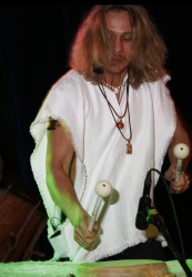 Nils Īle un „Afroambient” uzstāsies Fiesta Expo 2010