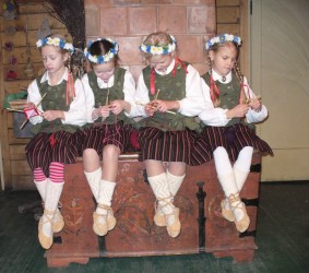 Folkloras centrā „Namīns” svinēs Mātes dienu