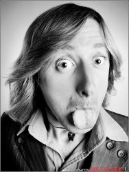 Karaliskais improvizācijas teātris ielūdz uz improvizācijas vakariem kinoteātrī "K.Suns"