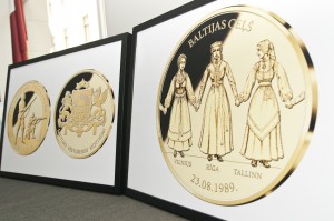 Latvijas vēstures svarīgākie notikumi tagad arī piemiņas medaļās