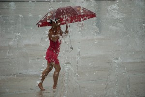 Jūniju sola siltu un lietainu