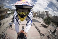 RED BULL X-FIGHTERS pirms Maskavas iesildās Narvā