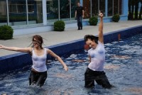 Misijas Eliotas fanu reisu vadīs dejotājas un dīdžejs (+VIDEO)