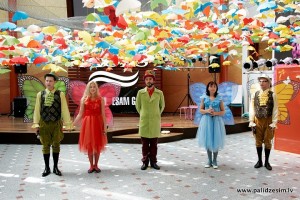 Noslēdzas labdarības organizācijas rīkotā akcija „Ar 10 000 taureņiem palīdzēsim.lv bērniem"