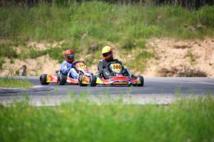 Savas mājas asfalts Latvijas kartingistiem izrādās neveiksmīgs