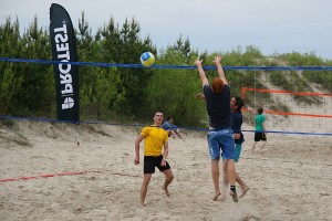 Aizvadīts iektais šā gada "Vega 1" pludmales volejbola līgas posms