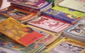 Pirmajās sociālās akcijas „Mantinieks" stundās apmaiņai atnestas jau teju 100 mācību grāmatas