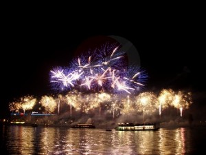 Rīgas svētkos sacentīsies septiņi uguņotāji