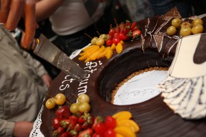 Ātruma cilts hallē atklāts restorāns