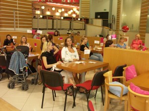 Topošās māmiņas tiek aicinātas uzzināt par mājas dzemdībām, šūpuļdziesmu nozīmi un citām bērniņa gaidīšanas laika aktualitātēm