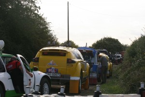 24 stundu sacensībās Francijā uz starta divas Latvijas ekipāžas