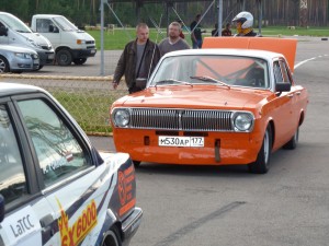 Turpinās gatavošanās sacensībām "Dzintara Volga"