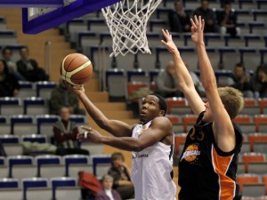 Mičelam spilgta debija, „Lauvām" uzvara pagarinājumā