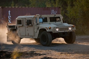 FOTO: Militārā tehnika Ropažos