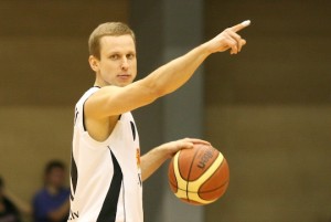 „Lauvas" pārtrauc sadarbību ar Pusaudzi un Patmalnieku