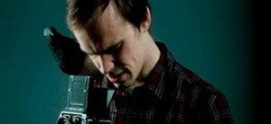 Atbildi un jautājumiem un laimē 2 ielūgumus uz Pītera Broderika koncertu!