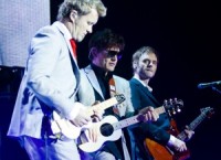 Foto: Grupa „A-ha" sniedz atvadu koncertu Latvijas faniem