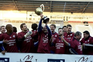 Lielā futbola sezonu janvārī Rīgā ievadīs "Baltijas čempionu kauss"